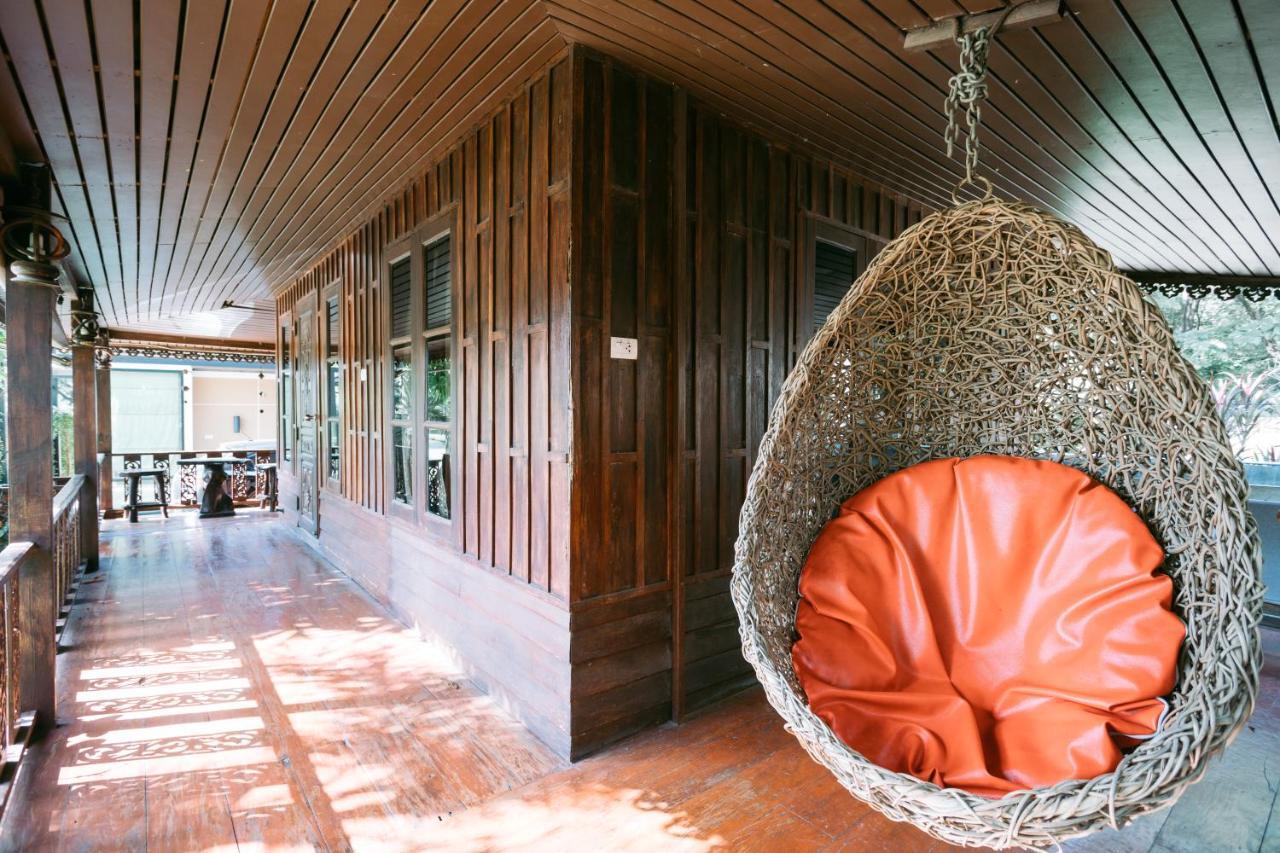 Jintana Resort Buriram Exterior foto